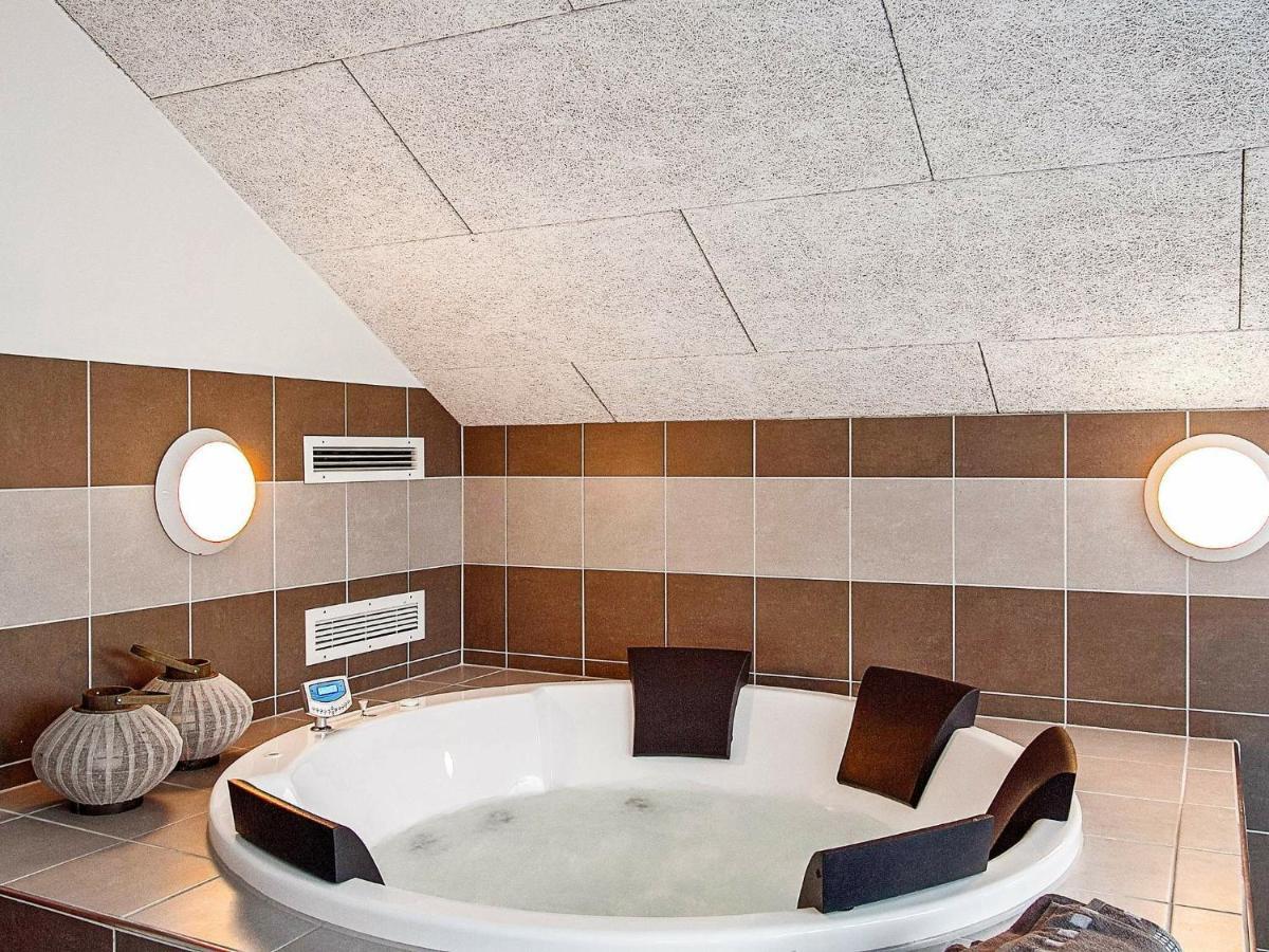 12 Person Holiday Home In Hasselberg Kappeln Phòng bức ảnh